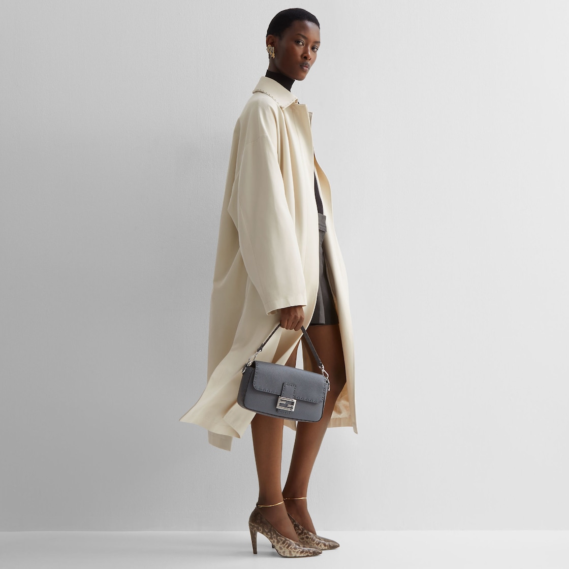 Baguette Medium 612 Hand-Sewn Topstitches - Image 6